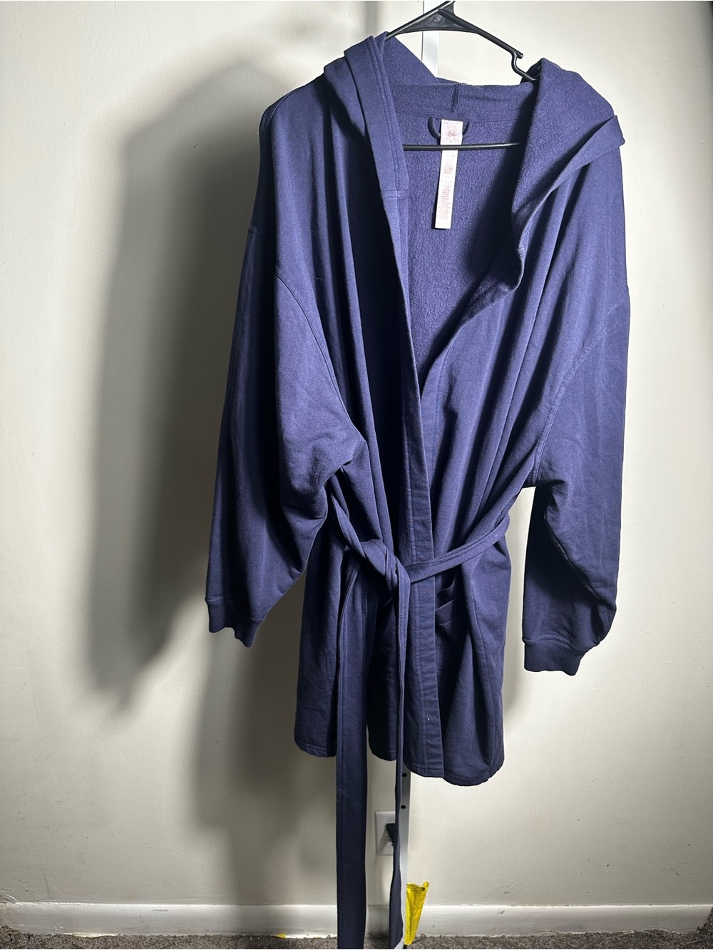 H32. Savage X Fenty Navy Hooded Wrap Robe Jacket with Belt 2x/3x